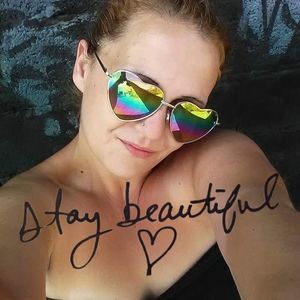 Meet your Posher, Karissa